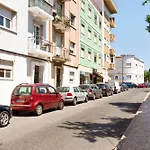 Flh Alcantara Stylish Duplex With Terrace Lissabon
