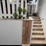 Flh Alcantara Stylish Duplex With Terrace Apartamento *