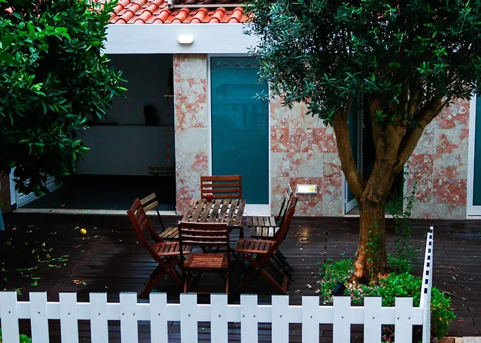 Flh Alcantara Stylish Duplex With Terrace Lisbon